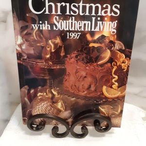 1997 Collectable cookbook.